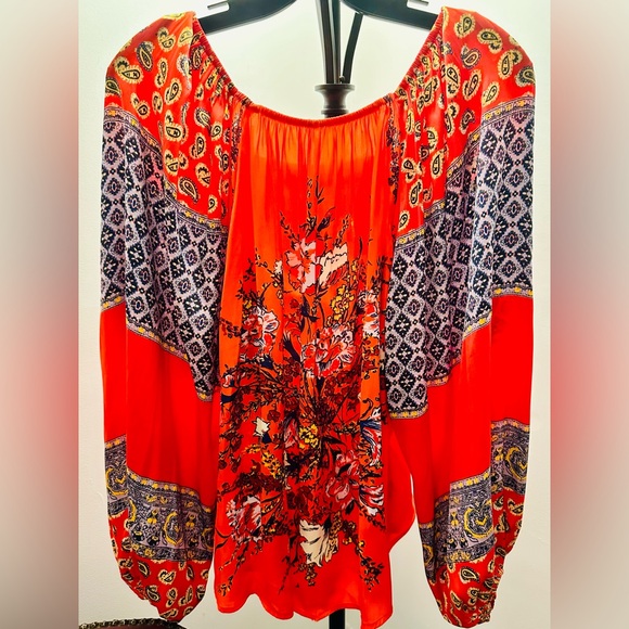 Free People Boho Floral Balloon Sleeve Top in Red, Size XS - Picture 9 of 12